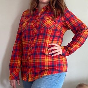 Duluth Flannel Button Up Shirt